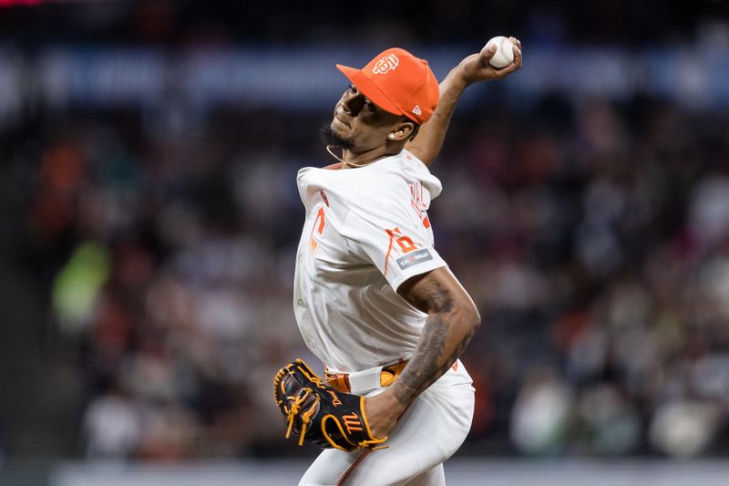 Jun 25, 2024; San Francisco, California, USA; San Francisco Giants closing pitcher Camilo Doval (75) pitches against the Chicago Cubs during the ninth inning at Oracle Park. Mandatory Credit: John Hefti-USA TODAY Sports