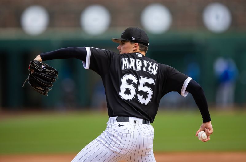 Mar 22, 2023; Phoenix, Arizona, USA; Chicago White Sox pitcher Davis Martin against the Kansas City Royals during a spring training game at Camelback Ranch-Glendale. Mandatory Credit: Mark J. Rebilas-USA TODAY Sports
