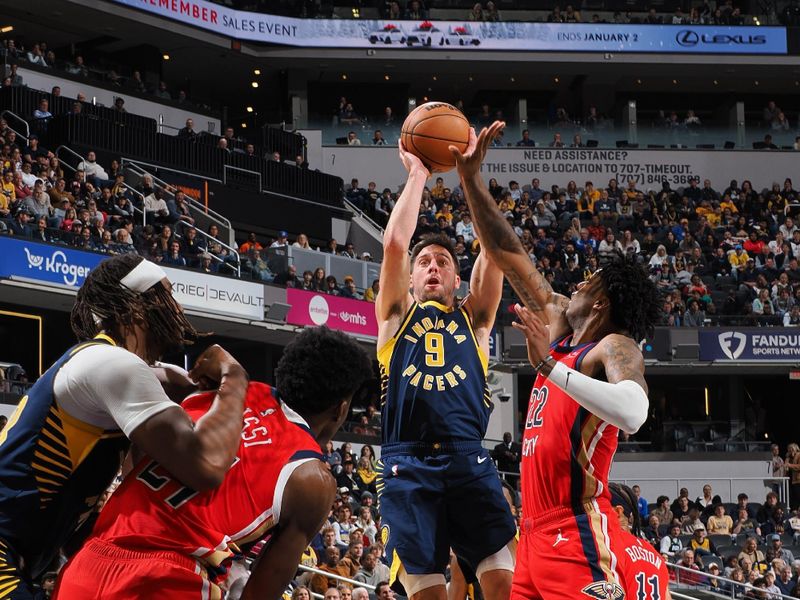 INDIANAPOLIS, IN - NOVEMBER 25: T.J. McConnell #9 of the Indiana Pacers shoots the ball during the game against the New Orleans Pelicans on November 25, 2024 at Gainbridge Fieldhouse in Indianapolis, Indiana. NOTE TO USER: User expressly acknowledges and agrees that, by downloading and or using this Photograph, user is consenting to the terms and conditions of the Getty Images License Agreement. Mandatory Copyright Notice: Copyright 2024 NBAE (Photo by Ron Hoskins/NBAE via Getty Images)