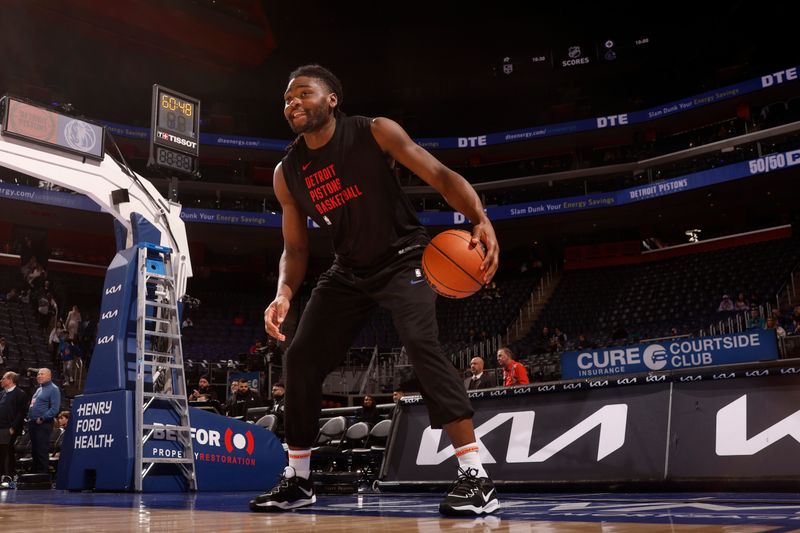 DETROIT, MI - MARCH 9: Isaiah Stewart #28 of the Detroit Pistons warms up before the game against the Dallas Mavericks on March 9, 2024 at Little Caesars Arena in Detroit, Michigan. NOTE TO USER: User expressly acknowledges and agrees that, by downloading and/or using this photograph, User is consenting to the terms and conditions of the Getty Images License Agreement. Mandatory Copyright Notice: Copyright 2024 NBAE (Photo by Brian Sevald/NBAE via Getty Images)