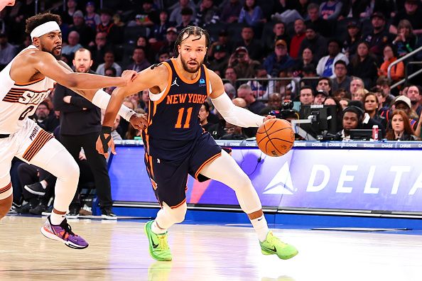 NEW YORK, NY - NOVEMBER 26:  Jalen Brunson #11 of the New York Knicks  during the game against the Phoenix Suns at Madison Square Garden on November 26, 2023 in New York City.  NOTE TO USER: User expressly acknowledges and agrees that, by downloading and or using this photograph, User is consenting to the terms and conditions of the Getty Images License Agreement. (Photo by Rich Graessle/Getty Images)