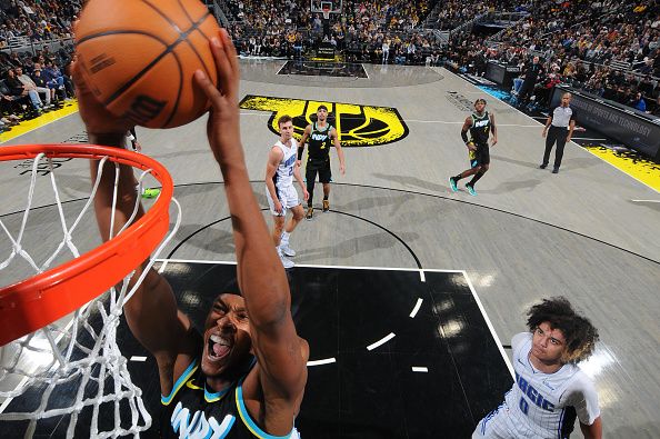 INDIANAPOLIS, IN - DECEMBER 23:  Myles Turner #33 of the Indiana Pacers dunks the ball during the game against the Orlando Magic on December 23, 2023 at Gainbridge Fieldhouse in Indianapolis, Indiana. NOTE TO USER: User expressly acknowledges and agrees that, by downloading and or using this Photograph, user is consenting to the terms and conditions of the Getty Images License Agreement. Mandatory Copyright Notice: Copyright 2023 NBAE (Photo by Ron Hoskins/NBAE via Getty Images)