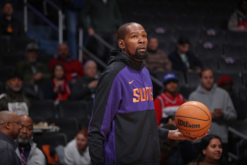 WASHINGTON, DC -?JANUARY 16 : Kevin Durant #35 of the Phoenix Suns looks on before the game against the Washington Wizards on January 16, 2025 at Capital One Arena in Washington, DC. NOTE TO USER: User expressly acknowledges and agrees that, by downloading and or using this Photograph, user is consenting to the terms and conditions of the Getty Images License Agreement. Mandatory Copyright Notice: Copyright 2024 NBAE (Photo by Stephen Gosling/NBAE via Getty Images)