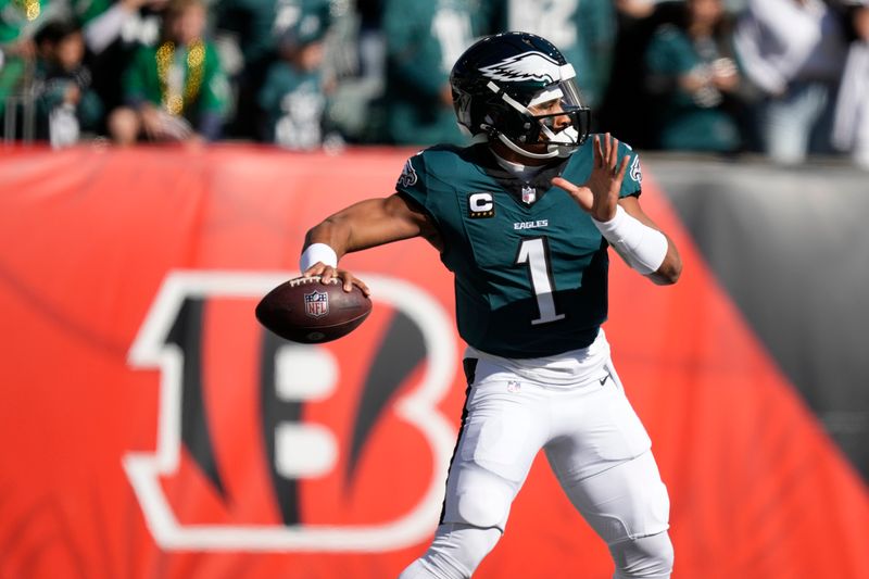 Philadelphia Eagles quarterback Jalen Hurts works out prior to an NFL football game against the Cincinnati Bengals, Sunday, Oct. 27, 2024 in Cincinnati. (AP Photo/Carolyn Kaster)