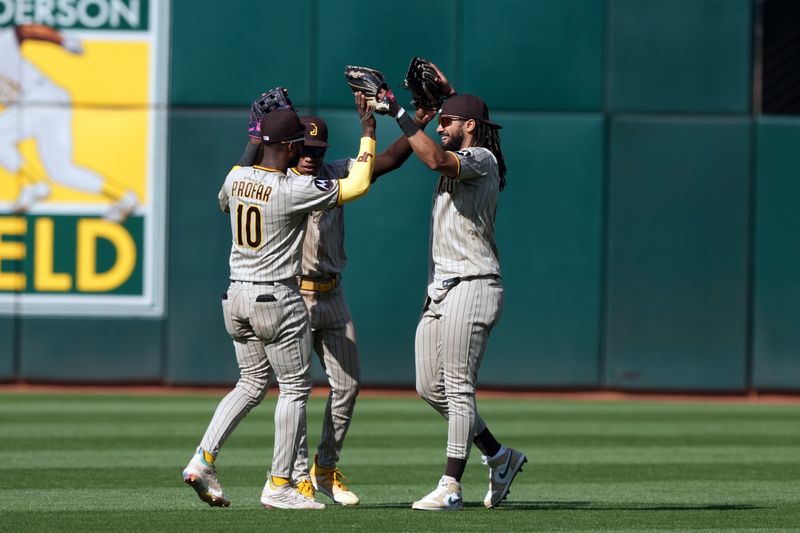 Padres' Best Set to Dominate Athletics in Upcoming PETCO Park Showdown
