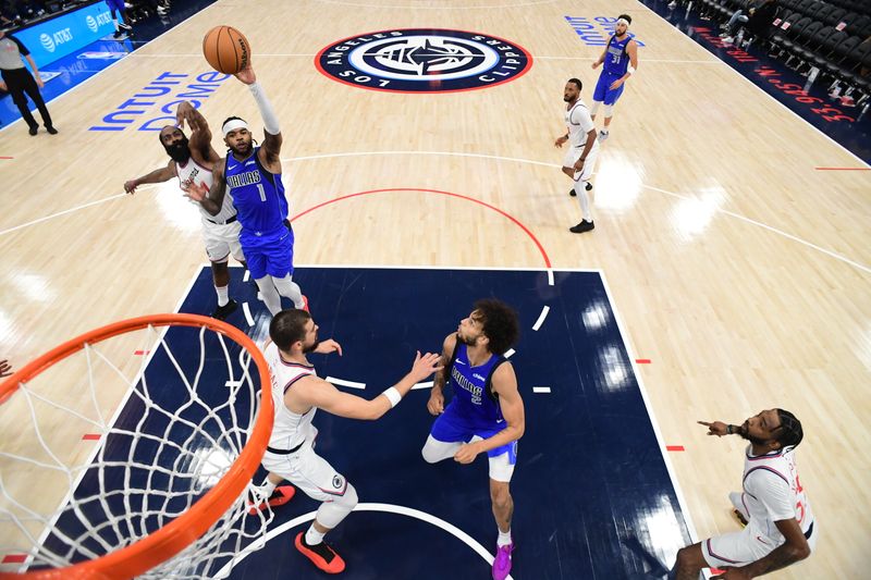 INGLEWOOD, CA - OCTOBER 14: Jaden Hardy #1 of the Dallas Mavericks shoots the ball during the game against the LA Clippers during a NBA Preseason game on October 14, 2024 at the Intuit Dome in Inglewood, California. NOTE TO USER: User expressly acknowledges and agrees that, by downloading and/or using this Photograph, user is consenting to the terms and conditions of the Getty Images License Agreement. Mandatory Copyright Notice: Copyright 2024 NBAE (Photo by Adam Pantozzi/NBAE via Getty Images)