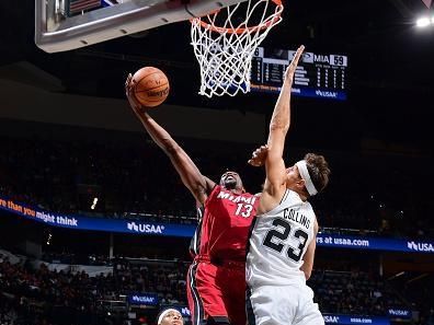 SAN ANTONIO, TX - NOVEMBER 12: Bam Adebayo #13 of the Miami Heat drives to the basket during the game against the San Antonio Spurs on November 12, 2023 at the Frost Bank Center in San Antonio, Texas. NOTE TO USER: User expressly acknowledges and agrees that, by downloading and or using this photograph, user is consenting to the terms and conditions of the Getty Images License Agreement. Mandatory Copyright Notice: Copyright 2023 NBAE (Photos by Michael Gonzales/NBAE via Getty Images)