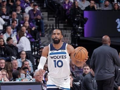 SACRAMENTO, CA - DECEMBER 23: Mike Conley #10 of the Minnesota Timberwolves brings the ball up court against the Sacramento Kings on December 23, 2023 at Golden 1 Center in Sacramento, California. NOTE TO USER: User expressly acknowledges and agrees that, by downloading and or using this Photograph, user is consenting to the terms and conditions of the Getty Images License Agreement. Mandatory Copyright Notice: Copyright 2023 NBAE (Photo by Rocky Widner/NBAE via Getty Images)