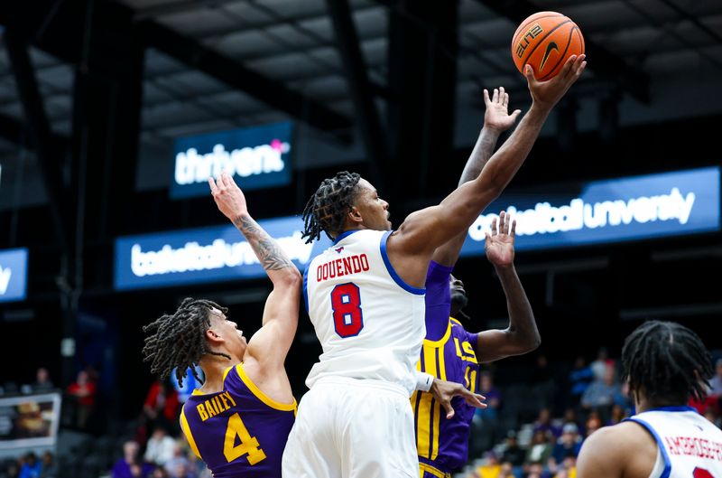 LSU Tigers Eye Victory Over SMU Mustangs with Jalen Reece Leading the Charge