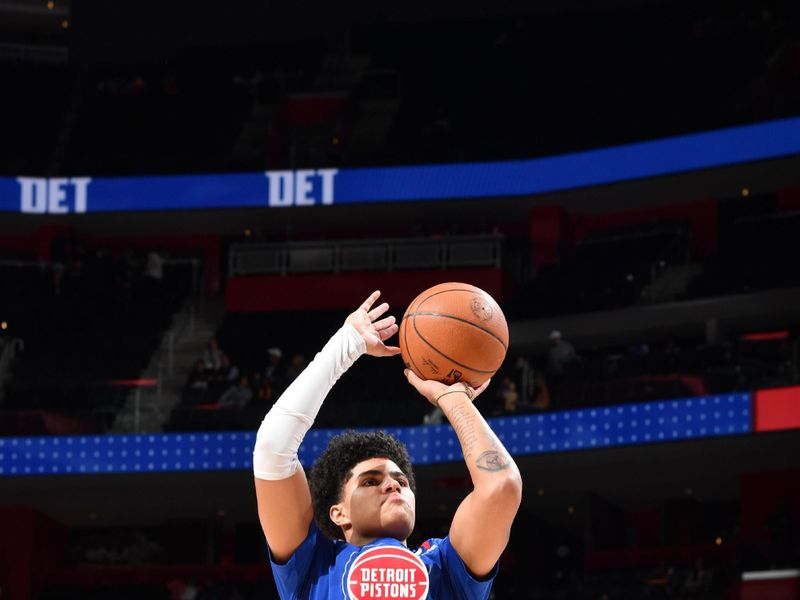 DETROIT, MI - NOVEMBER 27: Killian Hayes #7 of the Detroit Pistons warms up prior to the game against the Cleveland Cavaliers on November 27, 2022 at Little Caesars Arena in Detroit, Michigan. NOTE TO USER: User expressly acknowledges and agrees that, by downloading and/or using this photograph, User is consenting to the terms and conditions of the Getty Images License Agreement. Mandatory Copyright Notice: Copyright 2022 NBAE (Photo by Chris Schwegler/NBAE via Getty Images)