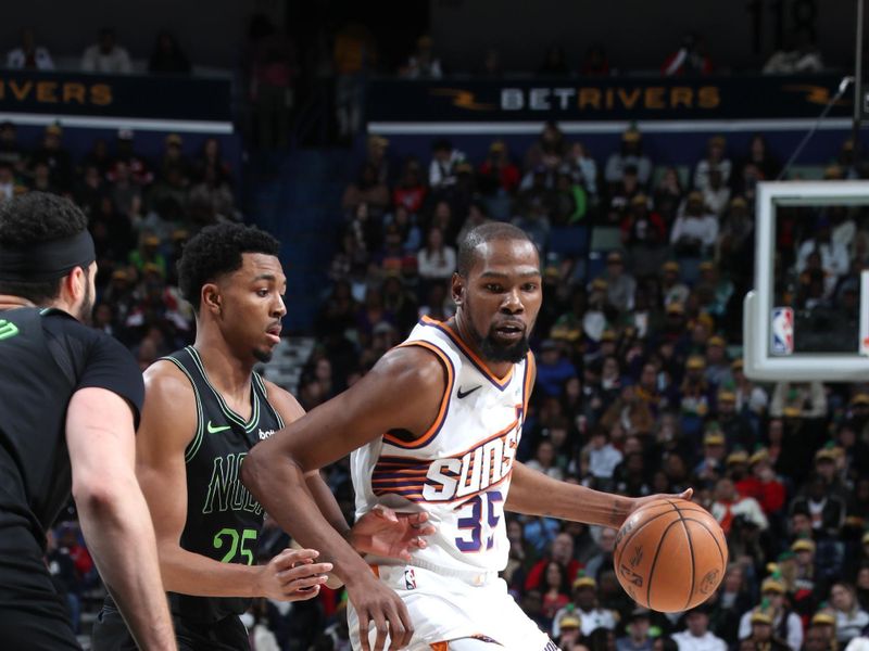 NEW ORLEANS, LA - JANUARY 19: Kevin Durant #35 of the Phoenix Suns handles the ball during the game against the New Orleans Pelicans on January 19, 2024 at the Smoothie King Center in New Orleans, Louisiana. NOTE TO USER: User expressly acknowledges and agrees that, by downloading and or using this Photograph, user is consenting to the terms and conditions of the Getty Images License Agreement. Mandatory Copyright Notice: Copyright 2024 NBAE (Photo by Layne Murdoch Jr./NBAE via Getty Images)