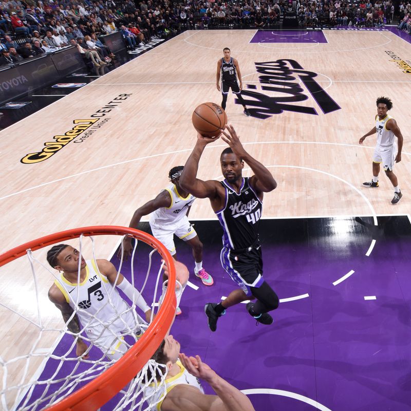 SACRAMENTO, CA - MARCH 31: Harrison Barnes #40 of the Sacramento Kings drives to the basket during the game against the Utah Jazz on March 31, 2024 at Golden 1 Center in Sacramento, California. NOTE TO USER: User expressly acknowledges and agrees that, by downloading and or using this Photograph, user is consenting to the terms and conditions of the Getty Images License Agreement. Mandatory Copyright Notice: Copyright 2024 NBAE (Photo by Rocky Widner/NBAE via Getty Images)