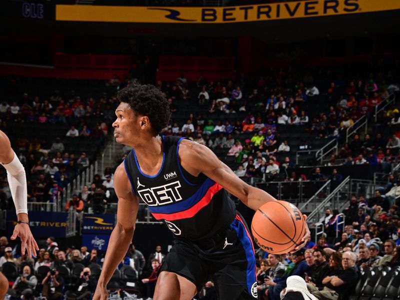 DETROIT, MI - MARCH 1: Ausar Thompson #9 of the Detroit Pistons handles the ball during the game against the Cleveland Cavaliers on March 1, 2024 at Little Caesars Arena in Detroit, Michigan. NOTE TO USER: User expressly acknowledges and agrees that, by downloading and/or using this photograph, User is consenting to the terms and conditions of the Getty Images License Agreement. Mandatory Copyright Notice: Copyright 2024 NBAE (Photo by Chris Schwegler/NBAE via Getty Images)