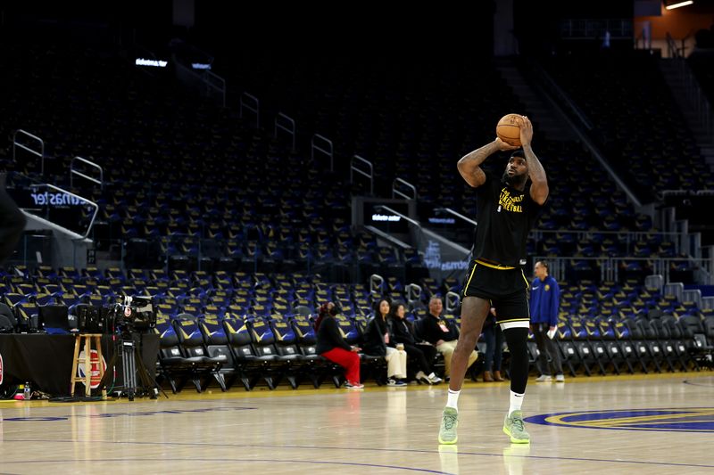 SAN FRANCISCO, CALIFORNIA - JANUARY 27: LeBron James #23 of the Los Angeles Lakers warms up before their game against the Golden State Warriors at Chase Center on January 27, 2024 in San Francisco, California. NOTE TO USER: User expressly acknowledges and agrees that, by downloading and or using this photograph, User is consenting to the terms and conditions of the Getty Images License Agreement.  (Photo by Ezra Shaw/Getty Images)