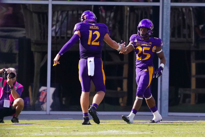 East Carolina Pirates Face Coastal Carolina Chanticleers: Miles Gaddy Leads the Charge