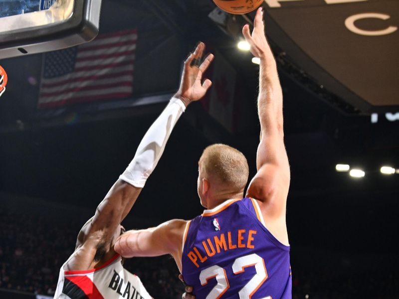 PHOENIX, AZ - NOVEMBER 2: Mason Plumlee #22 of the Phoenix Suns drives to the basket during the game against the Portland Trail Blazers on November 2, 2024 at Footprint Center in Phoenix, Arizona. NOTE TO USER: User expressly acknowledges and agrees that, by downloading and or using this photograph, user is consenting to the terms and conditions of the Getty Images License Agreement. Mandatory Copyright Notice: Copyright 2024 NBAE (Photo by Barry Gossage/NBAE via Getty Images)