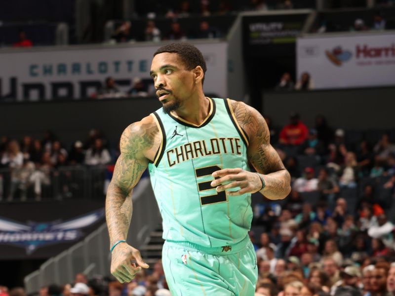 CHARLOTTE, NC - FEBRUARY 1: DaQuan Jeffries #3 of the Charlotte Hornets looks on during the game against the Denver Nuggets on February 1, 2025 at Spectrum Center in Charlotte, North Carolina. NOTE TO USER: User expressly acknowledges and agrees that, by downloading and or using this photograph, User is consenting to the terms and conditions of the Getty Images License Agreement. Mandatory Copyright Notice: Copyright 2025 NBAE (Photo by Kent Smith/NBAE via Getty Images)