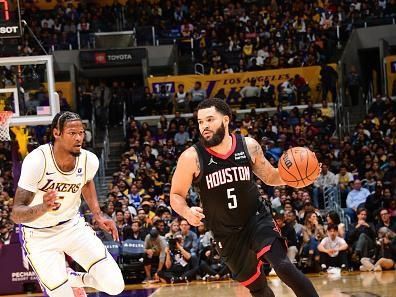 LOS ANGELES, CA - DECEMBER 2: Fred VanVleet #5 of the Houston Rockets goes to the basket during the game on December 2, 2023 at Crypto.Com Arena in Los Angeles, California. NOTE TO USER: User expressly acknowledges and agrees that, by downloading and/or using this Photograph, user is consenting to the terms and conditions of the Getty Images License Agreement. Mandatory Copyright Notice: Copyright 2023 NBAE (Photo by Adam Pantozzi/NBAE via Getty Images)