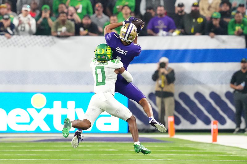 Dec 1, 2023; Las Vegas, NV, USA; Washington Huskies wide Oregon Ducks defensive back Tysheem Johnson (0) during the first quarter at Allegiant Stadium. Mandatory Credit: Stephen R. Sylvanie-USA TODAY Sports