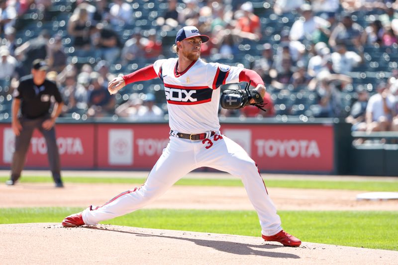 Sep 3, 2023; Chicago, Illinois, USA; Chicago White Sox starting pitcher Michael Kopech (34) delivers a pitch against the Detroit Tigers during the first inning at Guaranteed Rate Field. Mandatory Credit: Kamil Krzaczynski-USA TODAY Sports