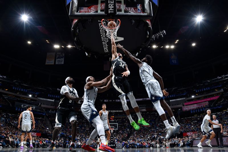 ORLANDO, FL - JANUARY 10: Giannis Antetokounmpo #34 of the Milwaukee Bucks drives to the basket during the game against the Orlando Magic on January 10, 2025 at Kia Center in Orlando, Florida. NOTE TO USER: User expressly acknowledges and agrees that, by downloading and or using this photograph, User is consenting to the terms and conditions of the Getty Images License Agreement. Mandatory Copyright Notice: Copyright 2025 NBAE (Photo by Fernando Medina/NBAE via Getty Images)