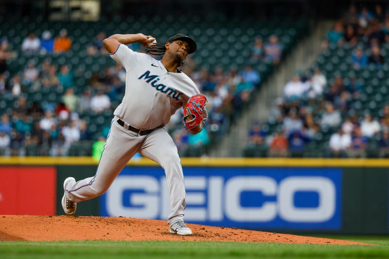 Mariners Navigate Towards Victory Against Marlins in Miami