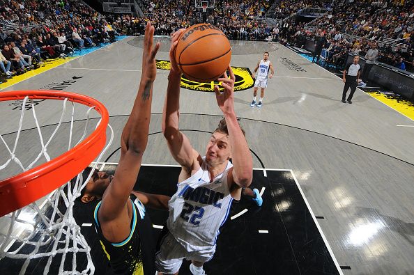 INDIANAPOLIS, IN - DECEMBER 23:  Franz Wagner #22 of the Orlando Magic drives to the basket during the game against the Indiana Pacers on December 23, 2023 at Gainbridge Fieldhouse in Indianapolis, Indiana. NOTE TO USER: User expressly acknowledges and agrees that, by downloading and or using this Photograph, user is consenting to the terms and conditions of the Getty Images License Agreement. Mandatory Copyright Notice: Copyright 2023 NBAE (Photo by Ron Hoskins/NBAE via Getty Images)