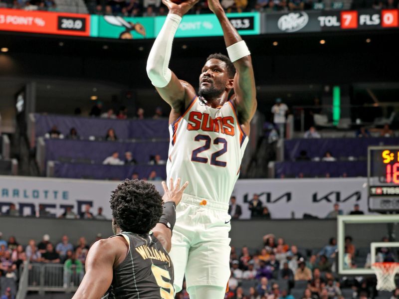 CHARLOTTE, NC - MARCH 1: Deandre Ayton #22 of the Phoenix Suns shoots the ball against the Charlotte Hornets on March 1, 2023 at Spectrum Center in Charlotte, North Carolina. NOTE TO USER: User expressly acknowledges and agrees that, by downloading and or using this photograph, User is consenting to the terms and conditions of the Getty Images License Agreement. Mandatory Copyright Notice: Copyright 2023 NBAE (Photo by Kent Smith/NBAE via Getty Images)