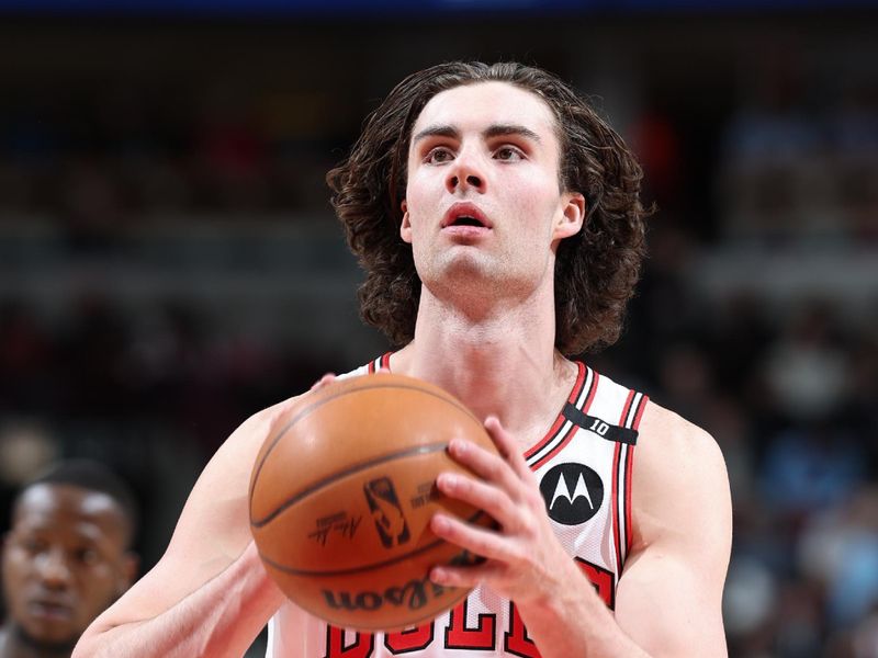 CHICAGO, IL - FEBRUARY 4:  Josh Giddey #3 of the Chicago Bulls shoots a free throw during the game against the Miami Heat on February 4 2025 at United Center in Chicago, Illinois. NOTE TO USER: User expressly acknowledges and agrees that, by downloading and or using this photograph, User is consenting to the terms and conditions of the Getty Images License Agreement. Mandatory Copyright Notice: Copyright 2025 NBAE (Photo by Jeff Haynes/NBAE via Getty Images)