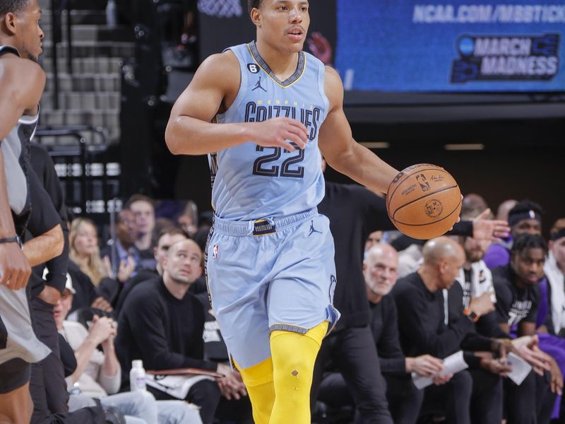 SACRAMENTO, CA - JANUARY 23:  Desmond Bane #22 of the Memphis Grizzlies drives to the basket during the game against the  Sacramento Kings on January 23, 2023 at Golden 1 Center in Sacramento, California. NOTE TO USER: User expressly acknowledges and agrees that, by downloading and or using this Photograph, user is consenting to the terms and conditions of the Getty Images License Agreement. Mandatory Copyright Notice: Copyright 2023 NBAE (Photo by Rocky Widner/NBAE via Getty Images)