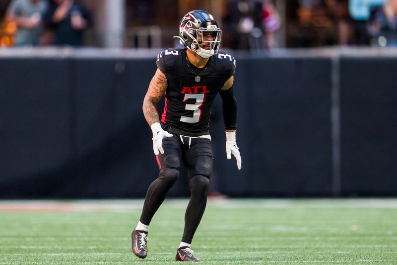 Atlanta Falcons safety Jessie Bates III (3) works during the first half of an NFL football game against the Houston Texans, Sunday, Oct. 8, 2023, in Atlanta. The Atlanta Falcons won 21-19. (AP Photo/Danny Karnik)