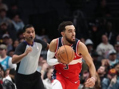 CHARLOTTE, NC - NOVEMBER 22: Tyus Jones #5 of the Washington Wizards brings the ball up court against the Charlotte Hornets on November 22, 2023 at Spectrum Center in Charlotte, North Carolina. NOTE TO USER: User expressly acknowledges and agrees that, by downloading and or using this photograph, User is consenting to the terms and conditions of the Getty Images License Agreement.  Mandatory Copyright Notice:  Copyright 2023 NBAE (Photo by Brock Williams-Smith/NBAE via Getty Images)