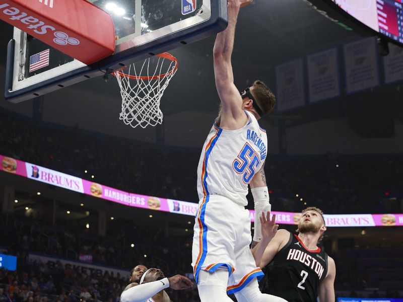 OKLAHOMA CITY, OK - MARCH 3: Isaiah Hartenstein #55 of the Oklahoma City Thunder dunks the ball during the game against the Houston Rockets on March 3, 2025 at Paycom Center in Oklahoma City, Oklahoma. NOTE TO USER: User expressly acknowledges and agrees that, by downloading and or using this photograph, User is consenting to the terms and conditions of the Getty Images License Agreement. Mandatory Copyright Notice: Copyright 2025 NBAE(Photo by Martin McGrew/NBAE via Getty Images)