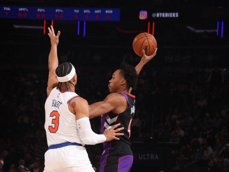 NEW YORK, NY - JANUARY 8:   Scottie Barnes #4 of the Toronto Raptors looks to pass the ball during the game against the New York Knicks on January 8, 2025 at Madison Square Garden in New York City, New York.  NOTE TO USER: User expressly acknowledges and agrees that, by downloading and or using this photograph, User is consenting to the terms and conditions of the Getty Images License Agreement. Mandatory Copyright Notice: Copyright 2024 NBAE  (Photo by Nathaniel S. Butler/NBAE via Getty Images)