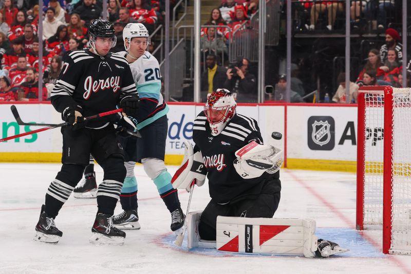 New Jersey Devils vs Seattle Kraken: Dawson Mercer Ready to Shine at Climate Pledge Arena