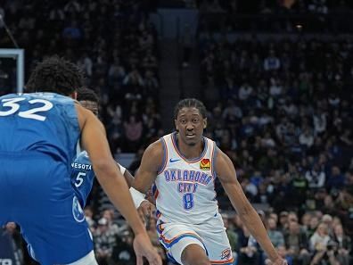 MINNEAPOLIS, MN -  NOVEMBER 28: Jalen Williams #8 of the Oklahoma City Thunder dribbles the ball during the game against the Minnesota Timberwolves during the In-Season Tournament on November 28, 2023 at Target Center in Minneapolis, Minnesota. NOTE TO USER: User expressly acknowledges and agrees that, by downloading and or using this Photograph, user is consenting to the terms and conditions of the Getty Images License Agreement. Mandatory Copyright Notice: Copyright 2023 NBAE (Photo by Jordan Johnson/NBAE via Getty Images)