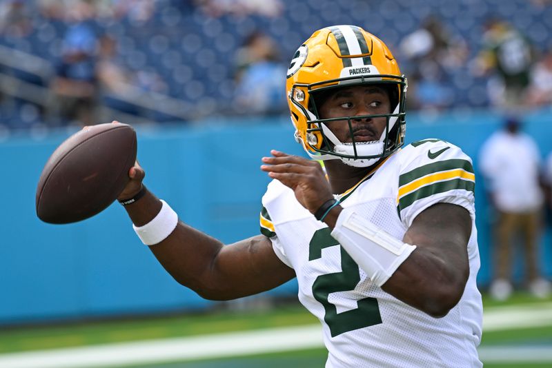 Green Bay Packers' Malik Willis warms up before an NFL football game against the Tennessee Titans Sunday, Sept. 22, 2024, in Nashville, Tenn. (AP Photo/John Amis)