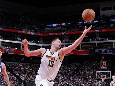 SACRAMENTO, CA - DECEMBER 2: Nikola Jokic #15 of the Denver Nuggets grabs the rebound during the game against the Sacramento Kings on December 2, 2023 at Golden 1 Center in Sacramento, California. NOTE TO USER: User expressly acknowledges and agrees that, by downloading and or using this Photograph, user is consenting to the terms and conditions of the Getty Images License Agreement. Mandatory Copyright Notice: Copyright 2023 NBAE (Photo by Rocky Widner/NBAE via Getty Images)