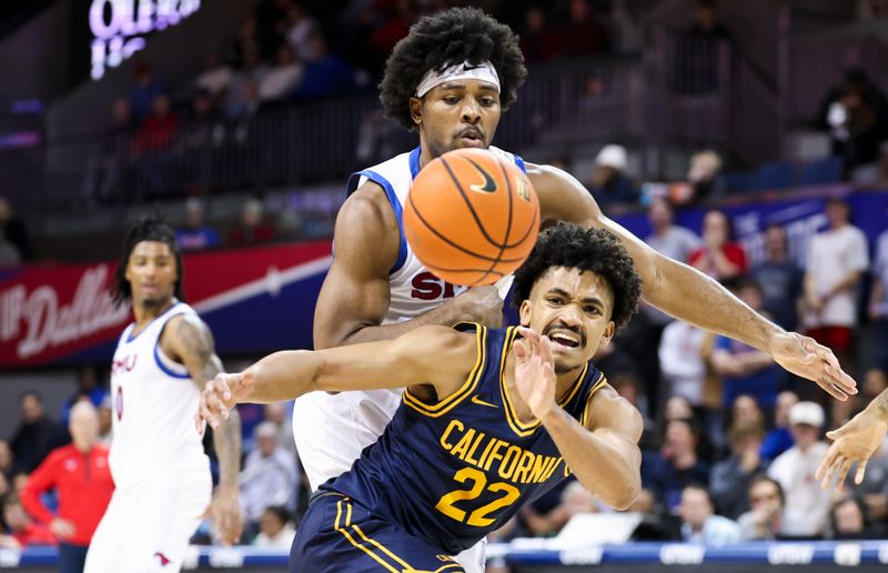 Jan 29, 2025; Dallas, Texas, USA;  California Golden Bears guard Christian Tucker (22) tries to control the ball as Southern Methodist Mustangs guard Kario Oquendo (8) defends during the second half at Moody Coliseum. Mandatory Credit: Kevin Jairaj-Imagn Images