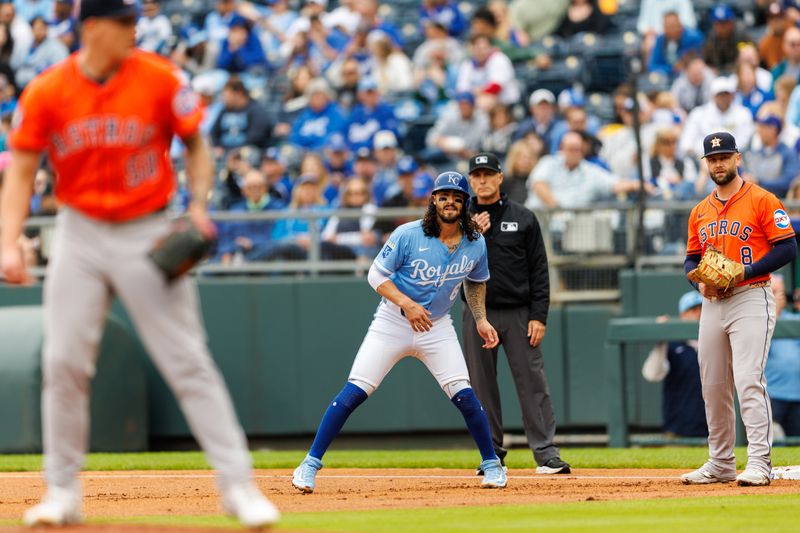 Apr 27, 2025; Kansas City, Missouri, USA; Kansas City Royals third base Jonathan India (6) takes a lead during the first inning against the Houston Astros  at Kauffman Stadium. Mandatory Credit: William Purnell-Imagn Images