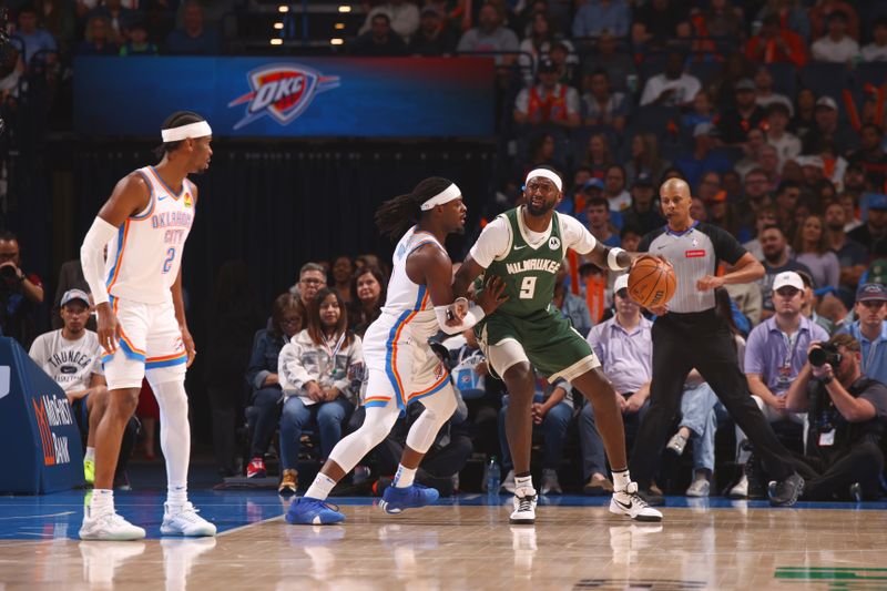 OKLAHOMA CITY, OK - APRIL 12: Bobby Portis #9 of the Milwaukee Bucks handles the ball during the game against the Oklahoma City Thunder on April 12, 2024 at Paycom Arena in Oklahoma City, Oklahoma. NOTE TO USER: User expressly acknowledges and agrees that, by downloading and or using this photograph, User is consenting to the terms and conditions of the Getty Images License Agreement. Mandatory Copyright Notice: Copyright 2024 NBAE (Photo by Zach Beeker/NBAE via Getty Images)