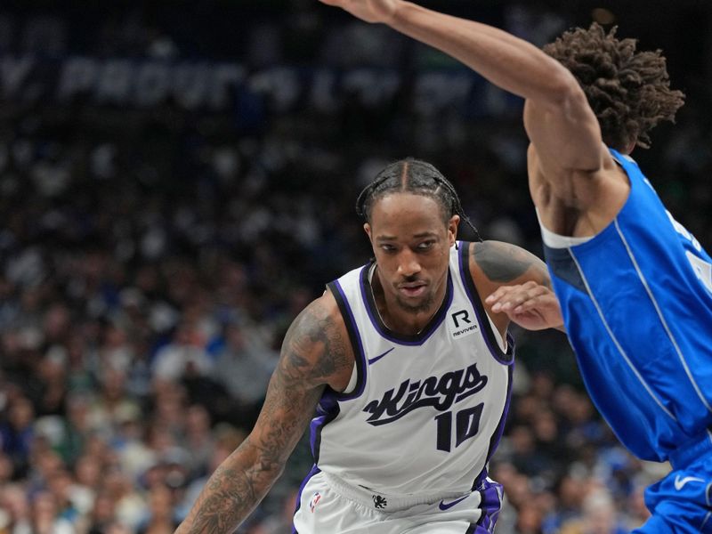 DALLAS, TX - FEBRUARY 10: DeMar DeRozan #10 of the Sacramento Kings handles the ball during the game against the Dallas Mavericks on February 10, 2025 at American Airlines Center in Dallas, Texas. NOTE TO USER: User expressly acknowledges and agrees that, by downloading and or using this photograph, User is consenting to the terms and conditions of the Getty Images License Agreement. Mandatory Copyright Notice: Copyright 2025 NBAE (Photo by Glenn James/NBAE via Getty Images)