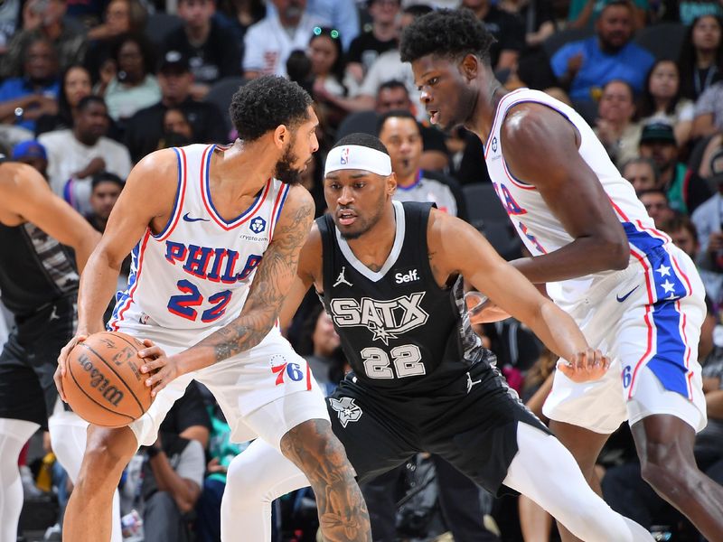 SAN ANTONIO, TX - APRIL 7: Malaki Branham #22 of the San Antonio Spurs plays defense against Cameron Payne #22 of the Philadelphia 76ers on April 7, 2024 at the Frost Bank Center in San Antonio, Texas. NOTE TO USER: User expressly acknowledges and agrees that, by downloading and or using this photograph, user is consenting to the terms and conditions of the Getty Images License Agreement. Mandatory Copyright Notice: Copyright 2024 NBAE (Photos by Michael Gonzales/NBAE via Getty Images)