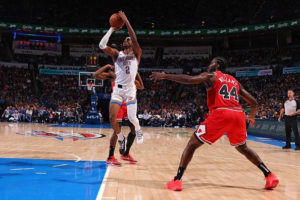 OKLAHOMA CITY, OK - NOVEMBER 22:  Shai Gilgeous-Alexander #2 of the Oklahoma City Thunder shoots the ball during the game against the Chicago Bulls on November 22, 2023 at Paycom Arena in Oklahoma City, Oklahoma. NOTE TO USER: User expressly acknowledges and agrees that, by downloading and or using this photograph, User is consenting to the terms and conditions of the Getty Images License Agreement. Mandatory Copyright Notice: Copyright 2023 NBAE (Photo by Zach Beeker/NBAE via Getty Images)