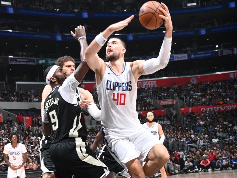 Clippers' Rally Falls Short in High-Scoring Duel with Bucks