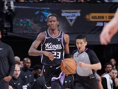 SACRAMENTO, CA - DECEMBER 20:  Keon Ellis #23 of the Sacramento Kings handles the ball during the game  on December 20, 2023 at Golden 1 Center in Sacramento, California. NOTE TO USER: User expressly acknowledges and agrees that, by downloading and or using this Photograph, user is consenting to the terms and conditions of the Getty Images License Agreement. Mandatory Copyright Notice: Copyright 2023 NBAE (Photo by Rocky Widner/NBAE via Getty Images)
