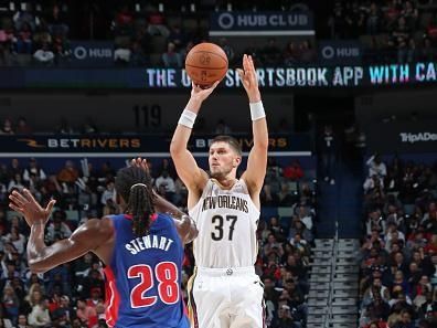 NEW ORLEANS, LA - NOVEMBER 2: Matt Ryan #37 of the New Orleans Pelicans against the Detroit Pistons on November 2, 2023 at the Smoothie King Center in New Orleans, Louisiana. NOTE TO USER: User expressly acknowledges and agrees that, by downloading and or using this Photograph, user is consenting to the terms and conditions of the Getty Images License Agreement. Mandatory Copyright Notice: Copyright 2023 NBAE (Photo by Layne Murdoch Jr./NBAE via Getty Images)