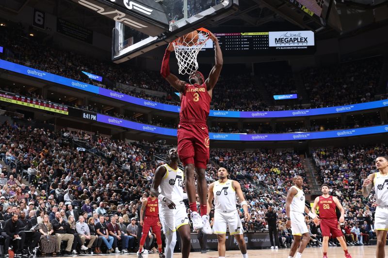 SALT LAKE CITY, UT - APRIL 2: Caris LeVert #3 of the Cleveland Cavaliers dunks the ball during the game against the Utah Jazz on April 2, 2024 at Delta Center in Salt Lake City, Utah. NOTE TO USER: User expressly acknowledges and agrees that, by downloading and or using this Photograph, User is consenting to the terms and conditions of the Getty Images License Agreement. Mandatory Copyright Notice: Copyright 2024 NBAE (Photo by Melissa Majchrzak/NBAE via Getty Images)