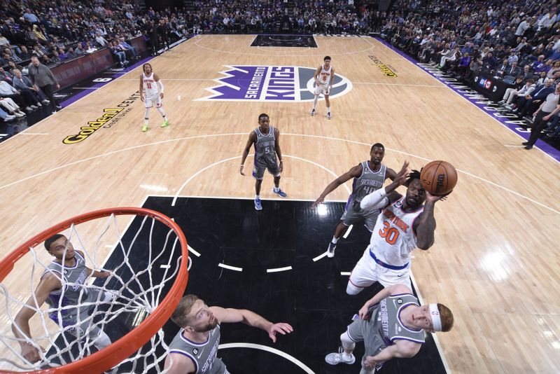 SACRAMENTO, CA - MARCH 9: Julius Randle #30 of the New York Knicks drives to the basket during the game against the Sacramento Kings on March 9, 2023 at Golden 1 Center in Sacramento, California. NOTE TO USER: User expressly acknowledges and agrees that, by downloading and or using this Photograph, user is consenting to the terms and conditions of the Getty Images License Agreement. Mandatory Copyright Notice: Copyright 2023 NBAE (Photo by Rocky Widner/NBAE via Getty Images)