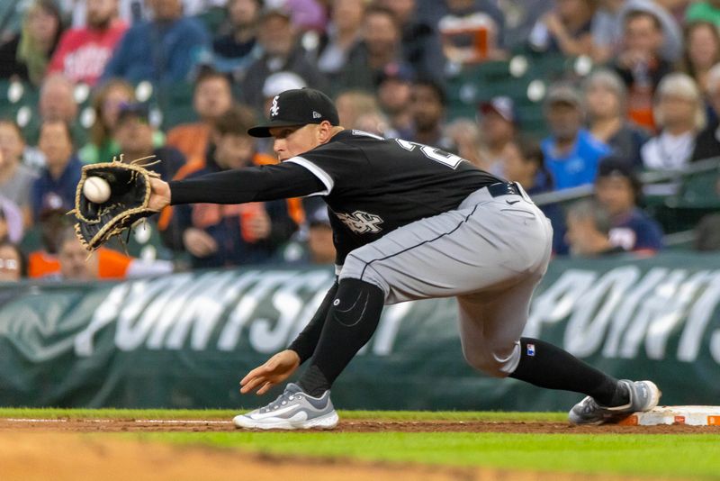 Sep 8, 2023; Detroit, Michigan, USA; Chicago White Sox first baseman Andrew Vaughn (25) catches the ball for an out to end the third inning against the Detroit Tigers at Comerica Park. Mandatory Credit: David Reginek-USA TODAY Sports